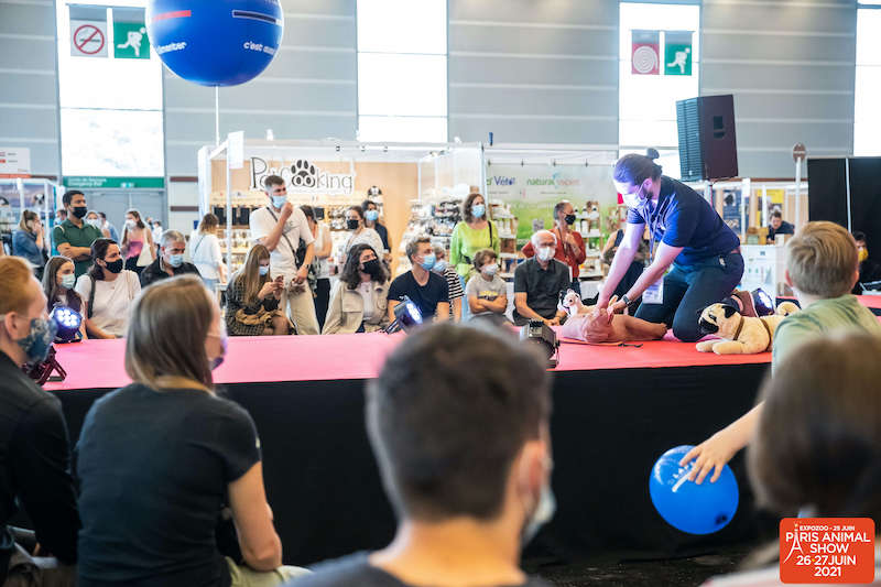 PARIS ANIMAL SHOW PREMIERS SECOURS CANINS FÉLINS 1